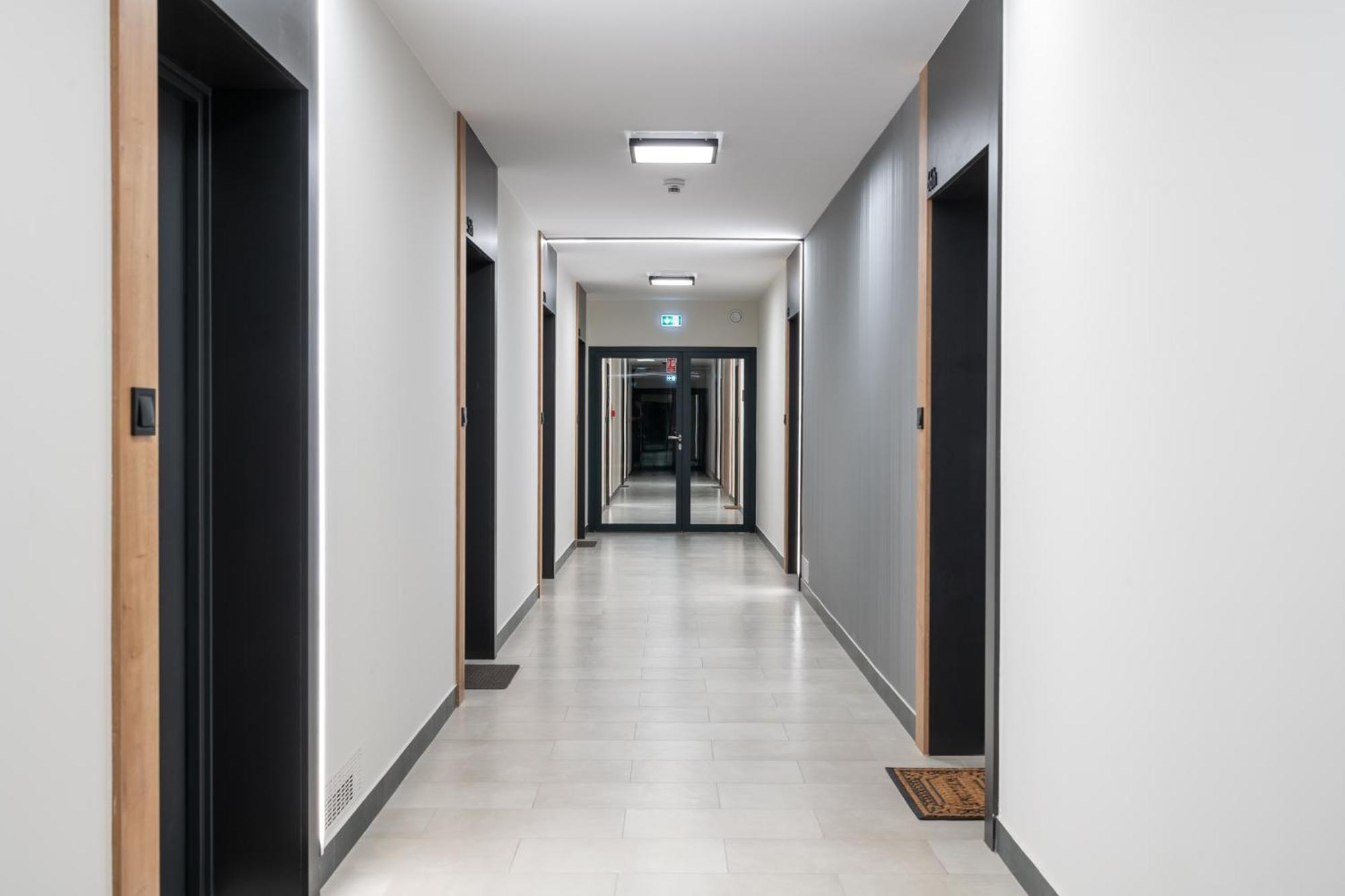 Apartwro 3Th - Apartament Przy Dworcu Glownym Pkp, Balkon, Garaz, Rowery Wroclaw Exterior photo